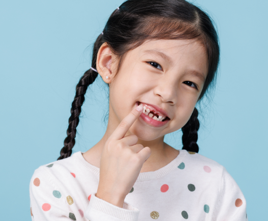 Girl for tooth extraction at The Super Dentists