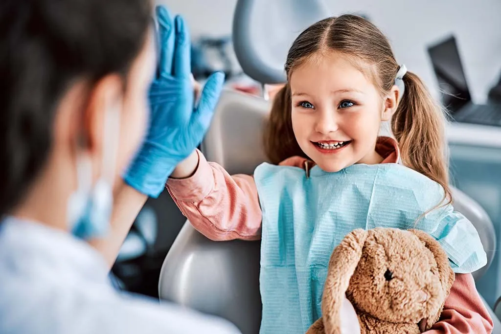 Choosing a Dentist: Pediatric Dentist vs Family vs General